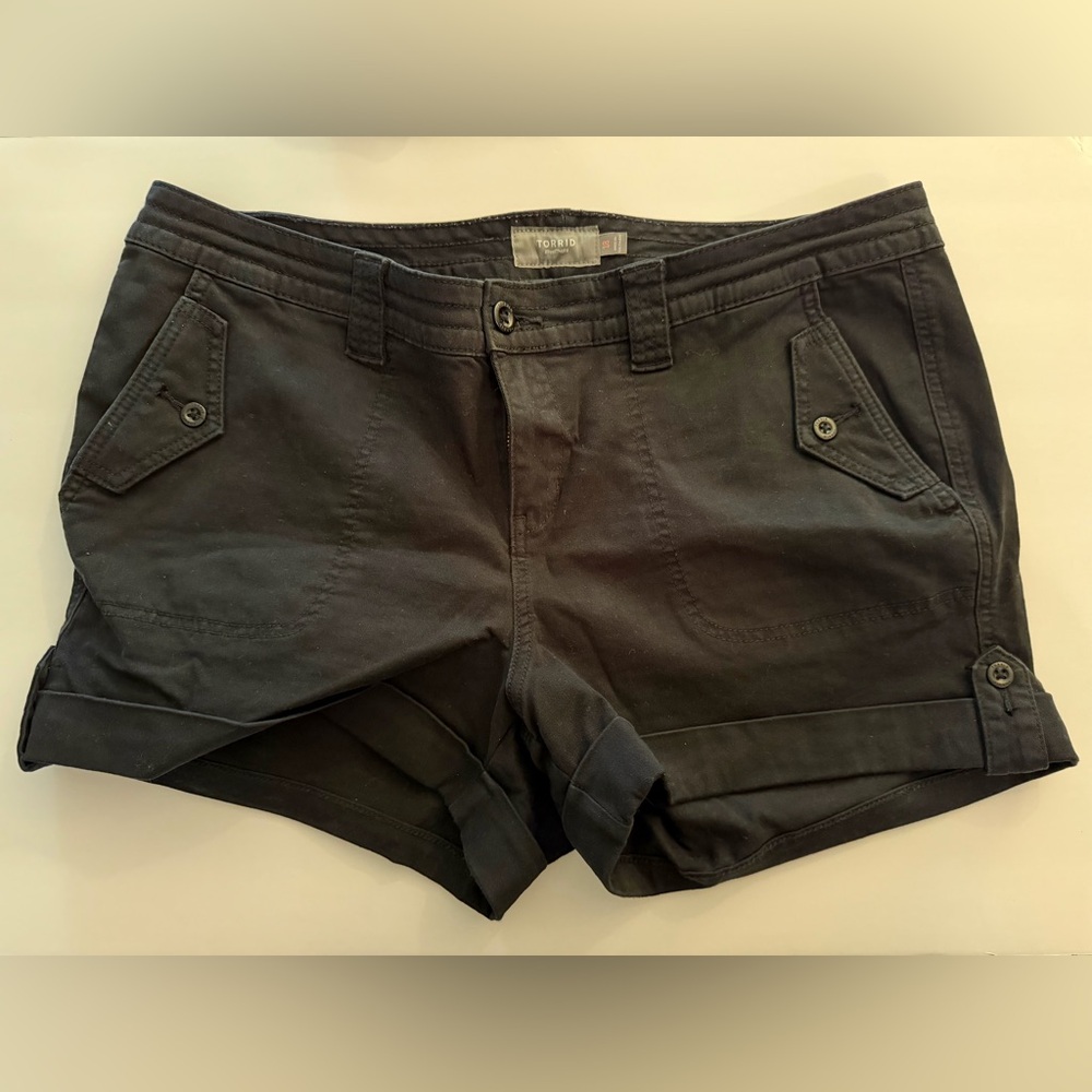 EUC Torrid Twill Military Short Shorts - Charcoal grey
